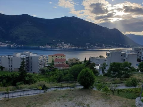 Neighbourhood, Natural landscape, Mountain view, Sea view