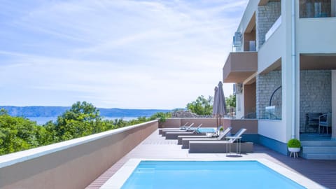 Pool view, Swimming pool