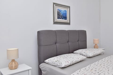 Sunny room Apartment in Tučepi