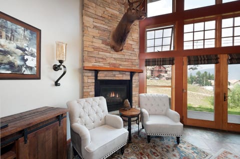 Elkpoint Unit 6 House in Purgatory