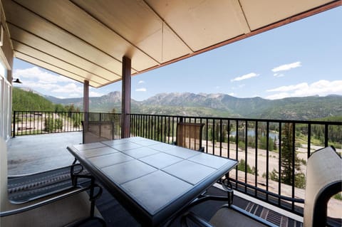 Peregrine Point 306 House in Purgatory