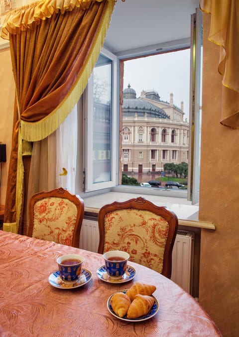 Day, Banquet/Function facilities, Autumn, On site, Landmark view