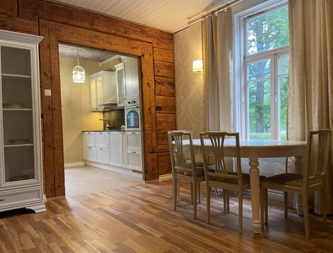 Dining area, Dinner
