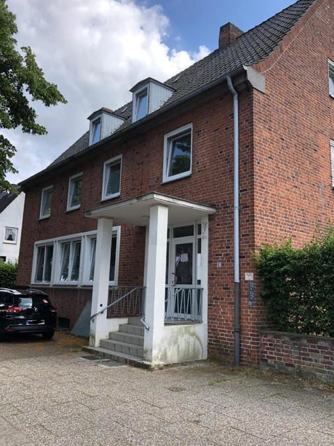 3 Zimmer Wohnung für 4 Personen Apartment in Lubeck