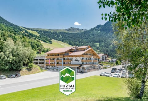 Property building, Neighbourhood, Natural landscape, Mountain view