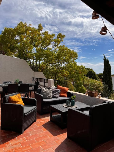 Patio, Balcony/Terrace, Garden view