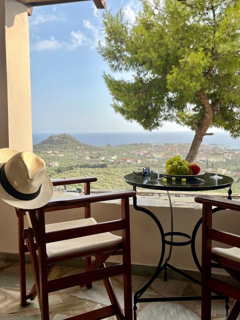 Day, Natural landscape, View (from property/room), Balcony/Terrace, Seating area