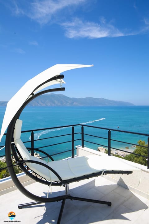 Day, Natural landscape, Balcony/Terrace