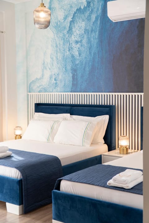 Oyster Central Suites Apartment in Sarandë