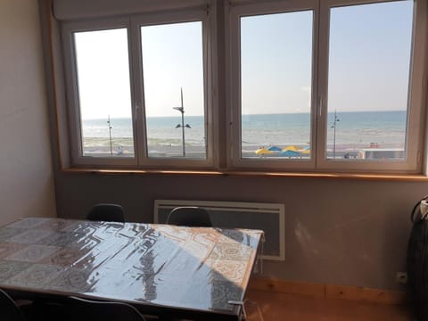 Dining area, Sea view