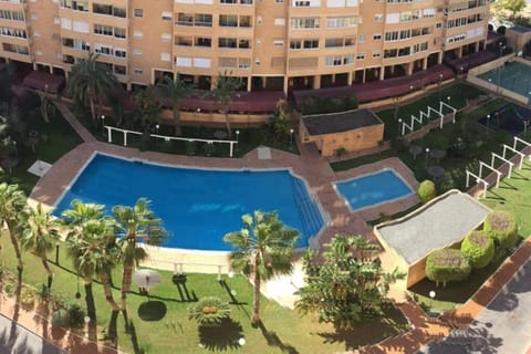 Beautiful apartment with swimming pool and beach Apartment in Alicante