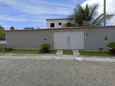 Casa em Búzios, próximo a praia de Geribá e Tucuns House in Armacao dos Buzios