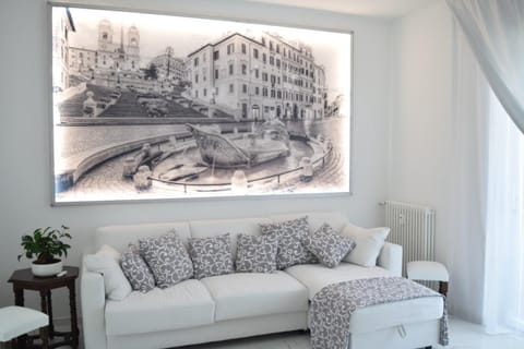 Living room, Decorative detail