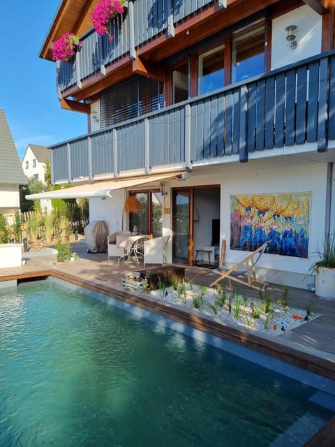 Balcony/Terrace, Pool view, Swimming pool