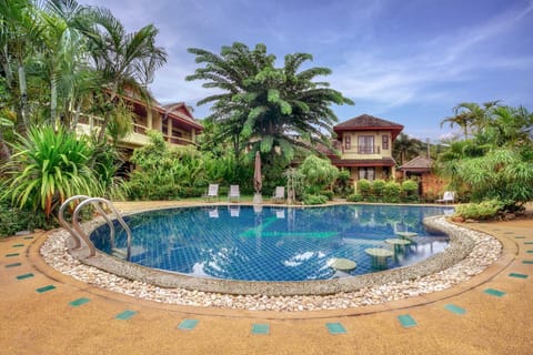Patio, Garden, Swimming pool