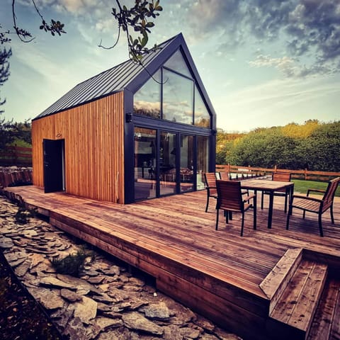 Property building, Patio