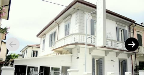 hotel lisà Hotel in Viareggio