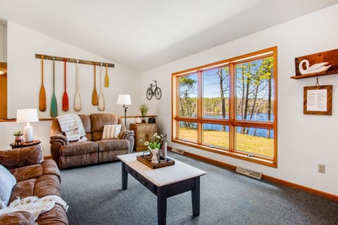 Vance Lake Retreat House in Manitowish Waters