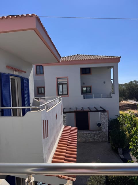 Xenonas Anopolis 2 Apartment in Crete