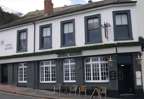 Property building, Facade/entrance