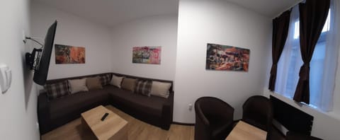 Living room, Decorative detail