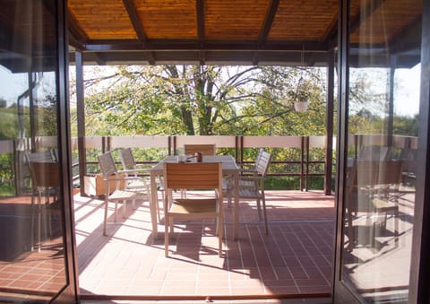 View (from property/room), Balcony/Terrace