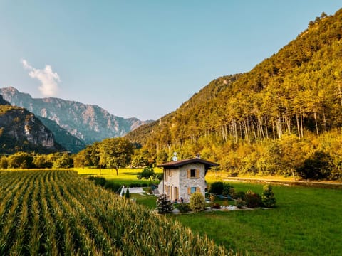 Dimora Natura-Riserva Naturale Valle di Bondo Farm Stay in Tremosine
