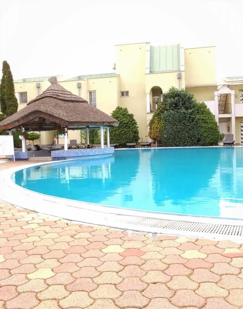 Lounge or bar, Swimming pool