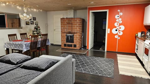 Tule lomalle luppoaikaan House in Rovaniemi