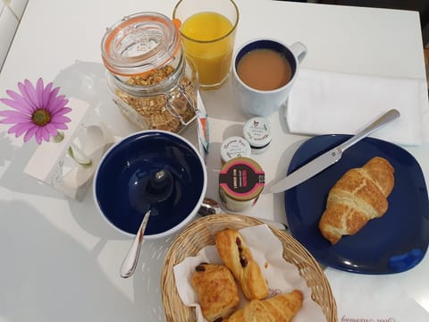 Breakfast, Breakfast