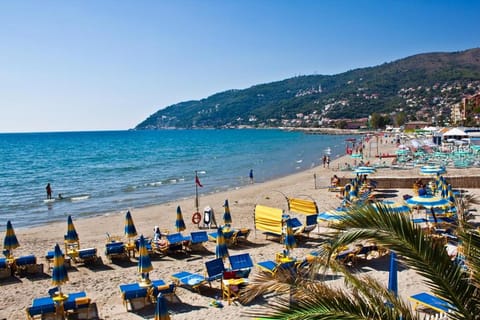 Natural landscape, Beach