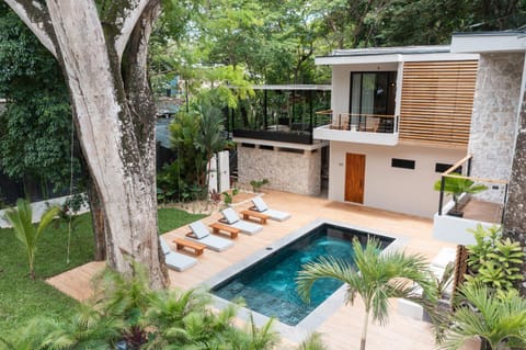 Swimming pool, Internal: Not applicable to any particular room