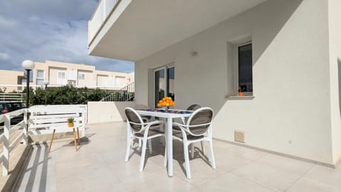 Balcony/Terrace, Balcony/Terrace