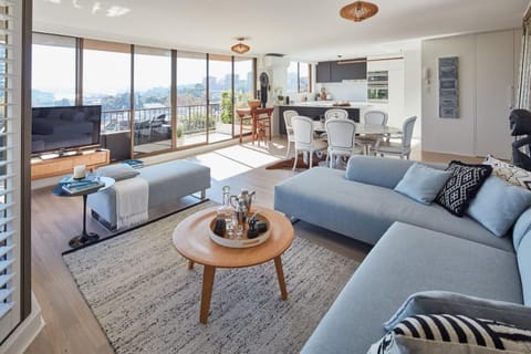 TV and multimedia, View (from property/room), Living room, Seating area