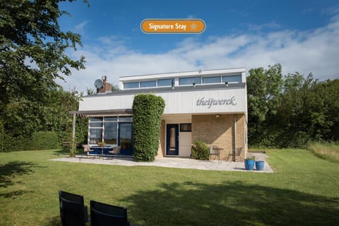 Theijwerck - Ouddorp NOT INTENDED FOR COMPANY OR WORK-RELATED STAYS House in Ouddorp
