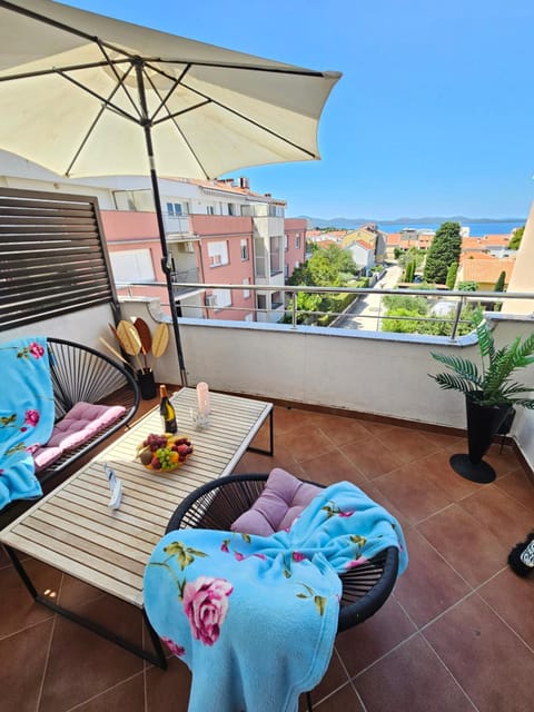View (from property/room), Balcony/Terrace