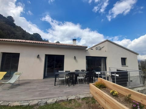 VILLA Adrien , maison de charme. House in Corsica