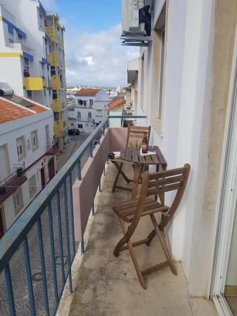 Balcony/Terrace, Street view