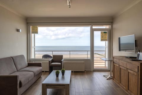 TV and multimedia, Balcony/Terrace, Living room, Seating area, Sea view