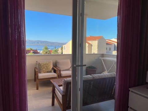 Natural landscape, View (from property/room), Balcony/Terrace, Mountain view, Sea view