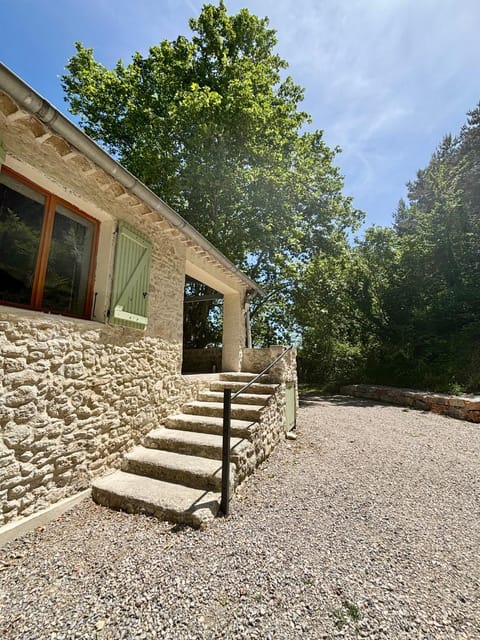 Le petit chalus Apartment in Forcalquier