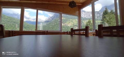 Bujtina Albjoni Bed and Breakfast in Montenegro