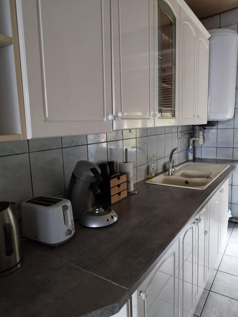Coffee/tea facilities, minibar, pet friendly, stove, toaster, kitchen