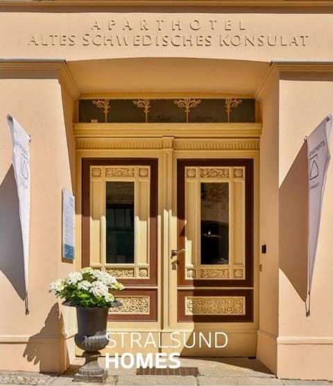 Property building, Facade/entrance