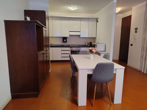 Casa Preziosa - Salò Apartment in Salo