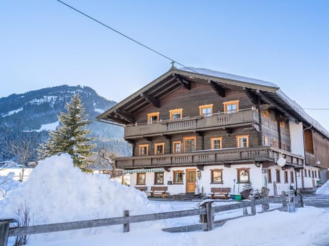 Property building, Winter