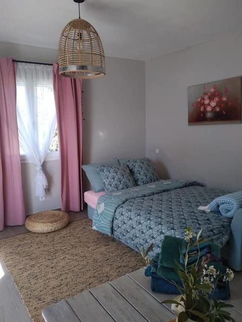 Atelier Benjaminte House in Graveson