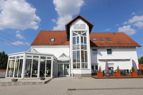 Property building, Facade/entrance, Property logo or sign