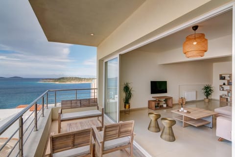 Balcony/Terrace, Living room, Sea view