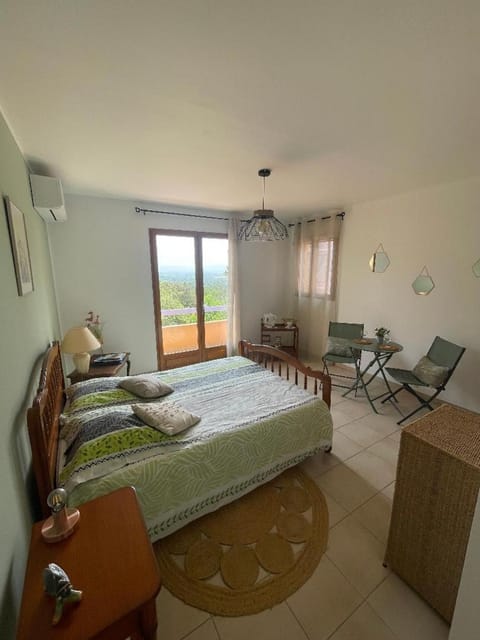 Les Cigales Bed and Breakfast in Pertuis